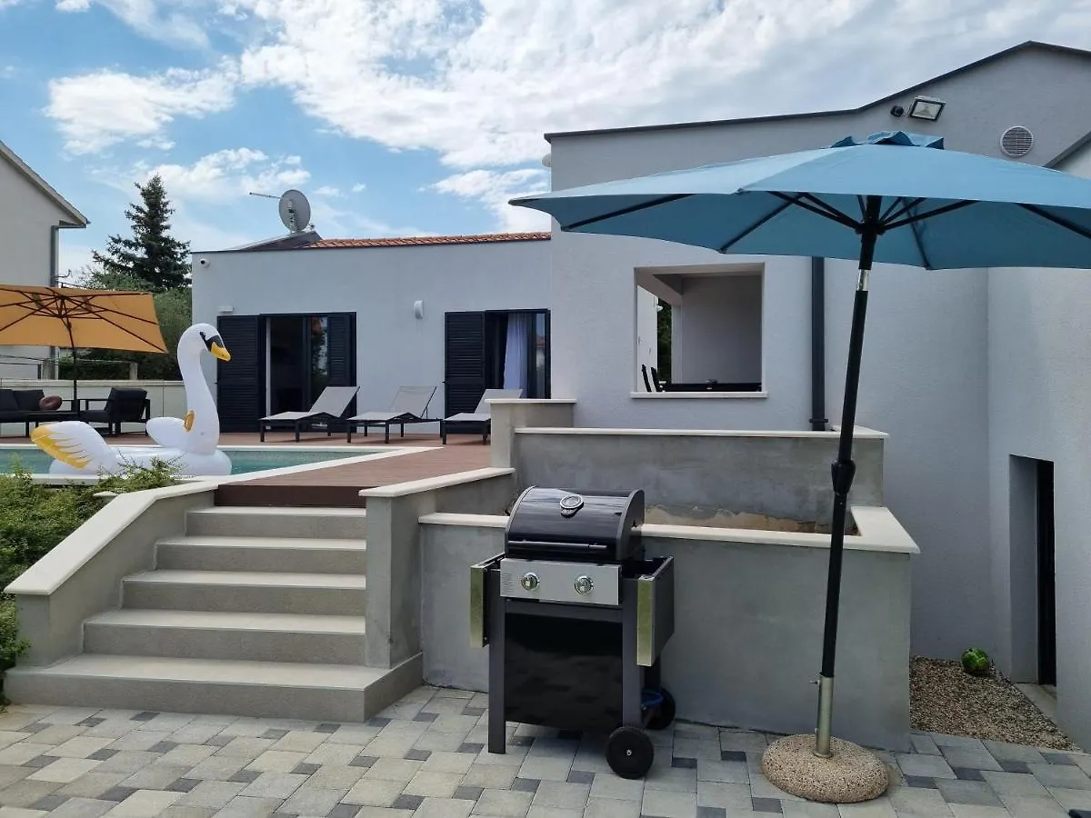 Villa Lana Valbandon Kroatien